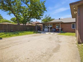 2216  Limestone Lane , Garland Texas 75040