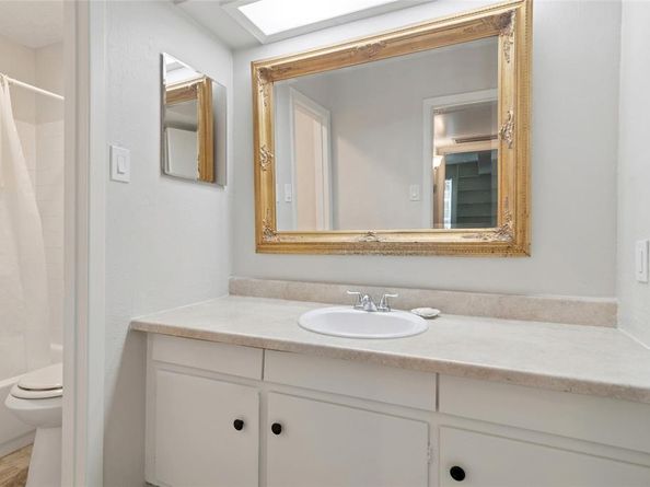 5311  Fleetwood Oaks Avenue  163, Dallas Texas 75235