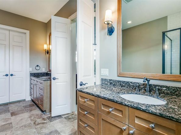 1132  Hemingway Lane , Irving Texas 75063