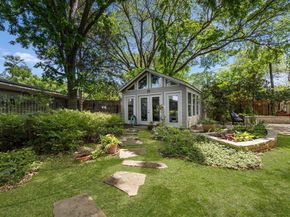 8210  Garland Road , Dallas Texas 75218