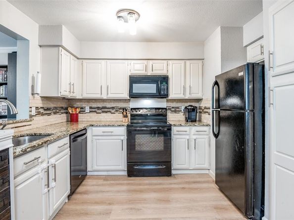 5840  Spring Valley Road  802, Dallas Texas 75254