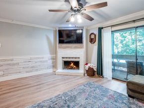 5840  Spring Valley Road  802, Dallas Texas 75254