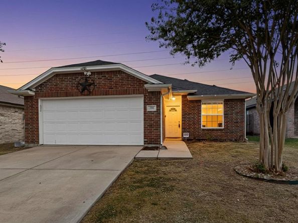 3726  Saddleback Drive , Dallas Texas 75227