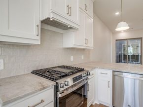 2820  Weisenberger Street  108, Fort Worth Texas 76107