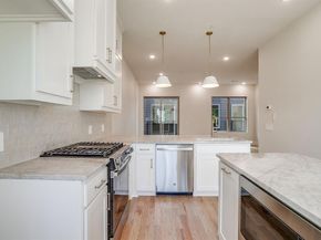 2820  Weisenberger Street  108, Fort Worth Texas 76107