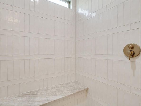 2820  Weisenberger Street  108, Fort Worth Texas 76107