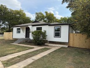 2205  Cottonwood Court , Grand Prairie Texas 75050