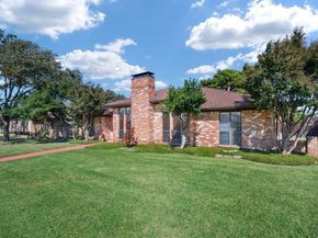 2215  Cedar Circle , Carrollton Texas 75006