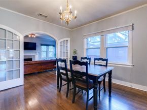 5407  Merrimac Avenue , Dallas Texas 75206