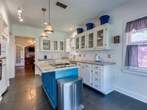 5407  Merrimac Avenue , Dallas Texas 75206
