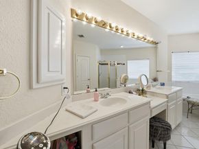 5010  Coventry Lane , Arlington Texas 76017