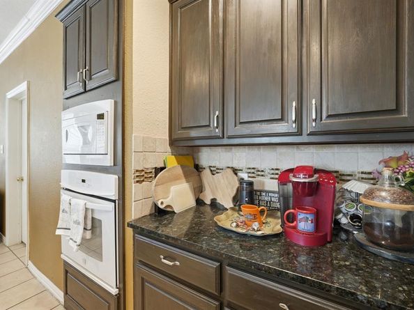 5010  Coventry Lane , Arlington Texas 76017