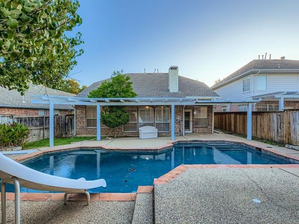 9313  Preston Trail , Irving Texas 75063