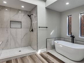 2103  Bay Club Drive , Arlington Texas 76013