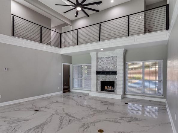 2103  Bay Club Drive , Arlington Texas 76013