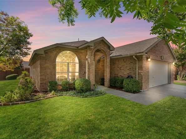 653  Mistymoor Lane , Fort Worth Texas 76052