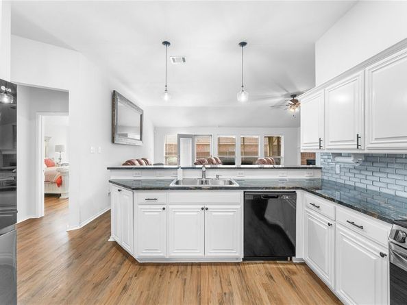 653  Mistymoor Lane , Fort Worth Texas 76052