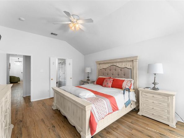 653  Mistymoor Lane , Fort Worth Texas 76052