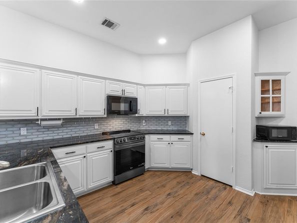 653  Mistymoor Lane , Fort Worth Texas 76052