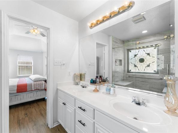 653  Mistymoor Lane , Fort Worth Texas 76052