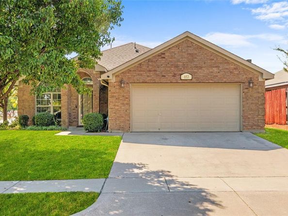 653  Mistymoor Lane , Fort Worth Texas 76052