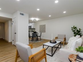 5607  Harvest Hill Road  1007, Dallas Texas 75230