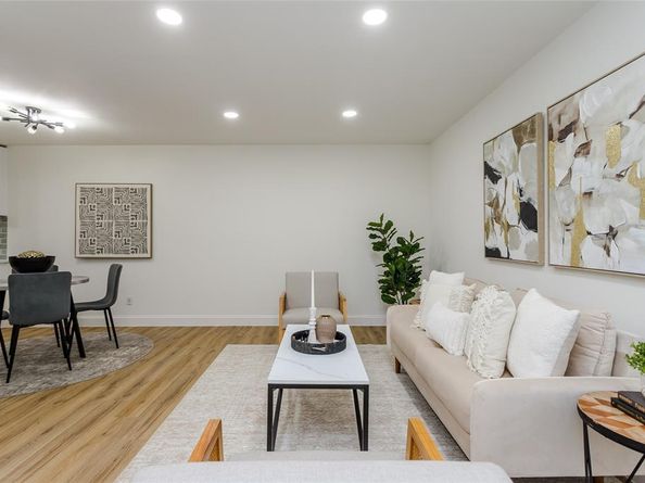 5607  Harvest Hill Road  1007, Dallas Texas 75230