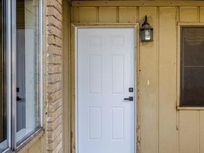 5607  Harvest Hill Road  1007, Dallas Texas 75230