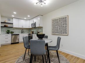 5607  Harvest Hill Road  1007, Dallas Texas 75230