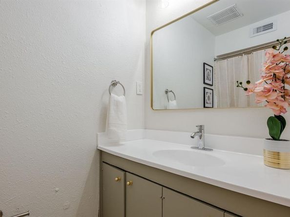 1807 N Waterview Drive , Richardson Texas 75080