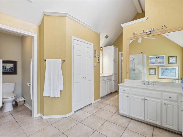 1222  Olde Towne Drive , Irving Texas 75061