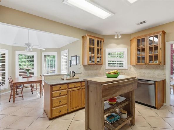 1222  Olde Towne Drive , Irving Texas 75061