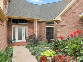 1222  Olde Towne Drive , Irving Texas 75061