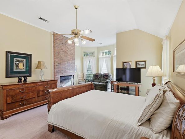 1222  Olde Towne Drive , Irving Texas 75061