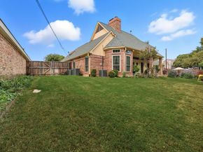 1222  Olde Towne Drive , Irving Texas 75061