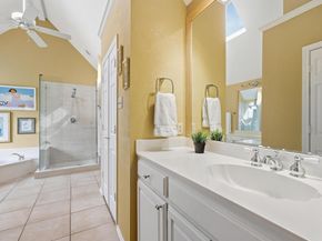 1222  Olde Towne Drive , Irving Texas 75061