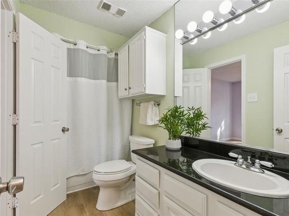 5200  Martel Avenue  16C, Dallas Texas 75206