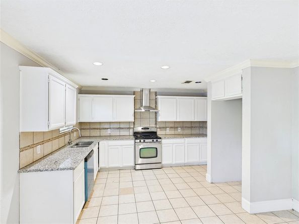 6909  Valhalla Road , Fort Worth Texas 76116