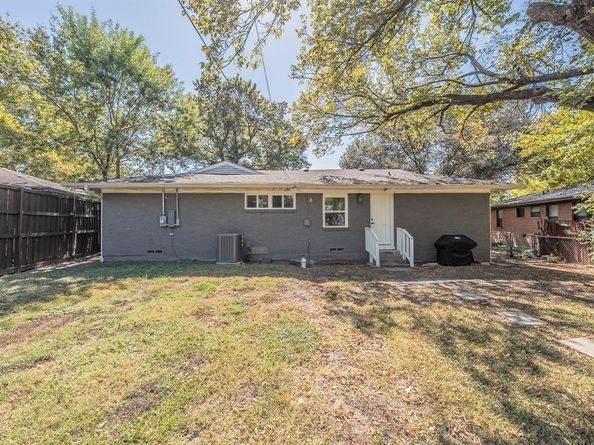3031  Woodwind Lane , Dallas Texas 75229