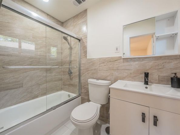 3031  Woodwind Lane , Dallas Texas 75229