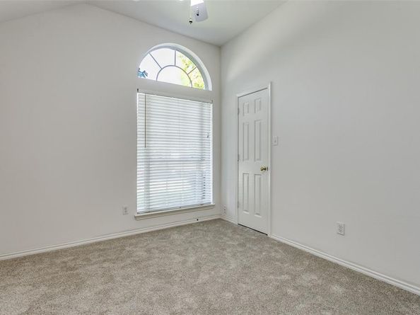 2668  Bent Tree Drive , Hurst Texas 76054