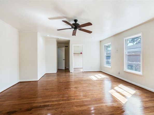 529  Roberts Cut Off Road , River Oaks Texas 76114