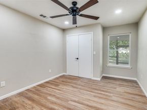 529  Roberts Cut Off Road , River Oaks Texas 76114