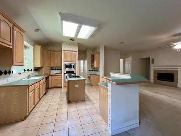 1421  Imperial Drive , Allen Texas 75013