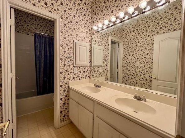 1421  Imperial Drive , Allen Texas 75013