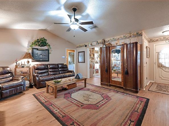 2325  Lancecrest Drive , Garland Texas 75044