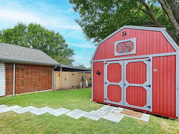 2325  Lancecrest Drive , Garland Texas 75044
