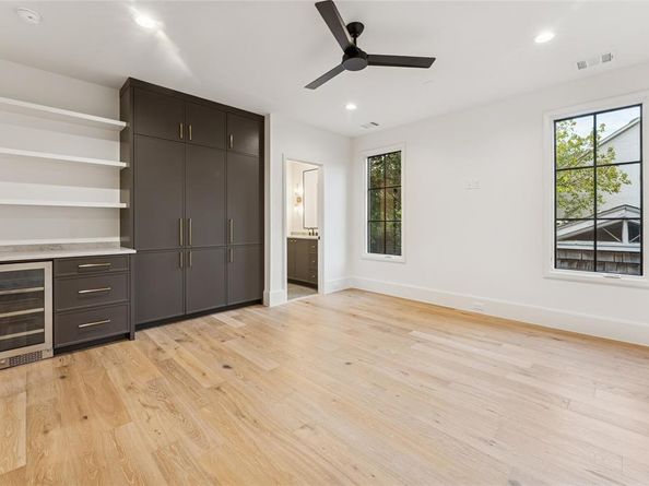 4901 W Hanover Avenue , Dallas Texas 75209