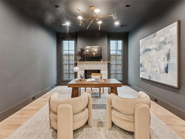 4901 W Hanover Avenue , Dallas Texas 75209