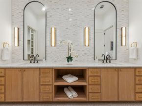 4901 W Hanover Avenue , Dallas Texas 75209